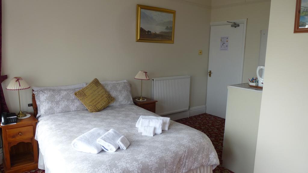 Whitehall Guest House Colwyn Bay Buitenkant foto