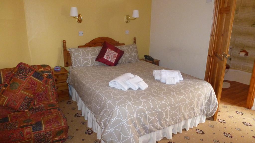 Whitehall Guest House Colwyn Bay Buitenkant foto