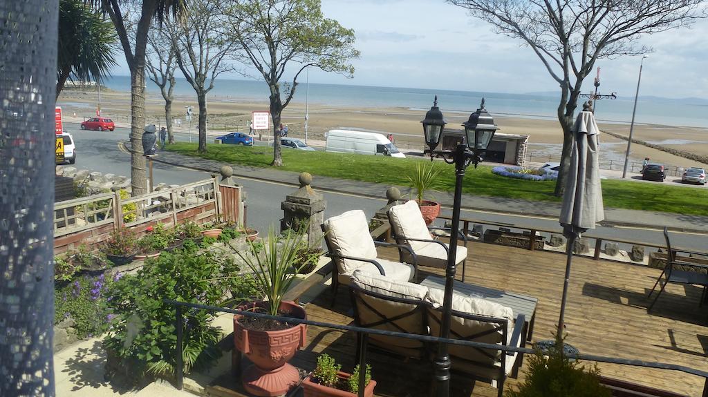 Whitehall Guest House Colwyn Bay Buitenkant foto